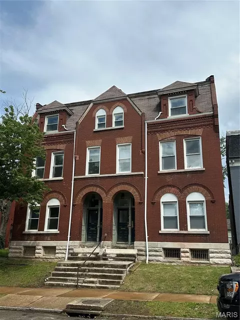 4042 Nebraska Ave, Saint Louis, MO 63118