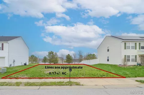 244 River Laurel Dr, Belleville, IL 62220