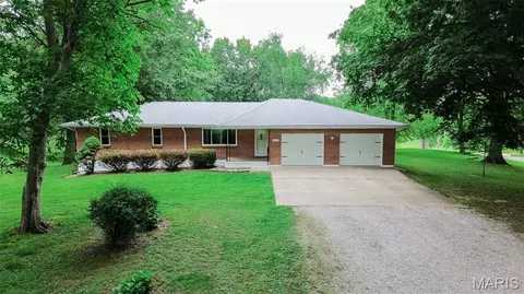 Other - 411 E Roosevelt Dr, Moro, IL 62067 photo 14 of 15