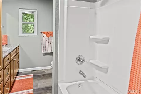 Bath - 411 E Roosevelt Dr, Moro, IL 62067 photo 1 of 4