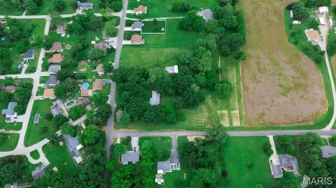 View/Area - 411 E Roosevelt Dr, Moro, IL 62067 photo 3 of 7
