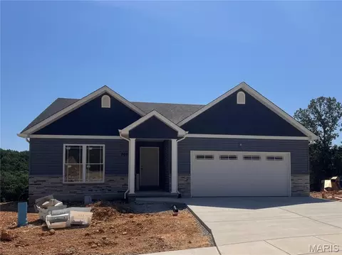 702 Blake Dr, Hillsboro, MO 63050