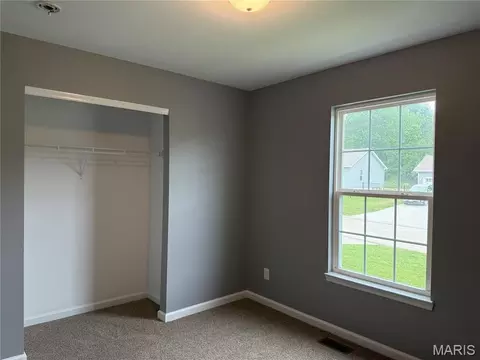 Bedroom - 128 Linder Ln, Winfield, MO 63389 photo 2 of 3