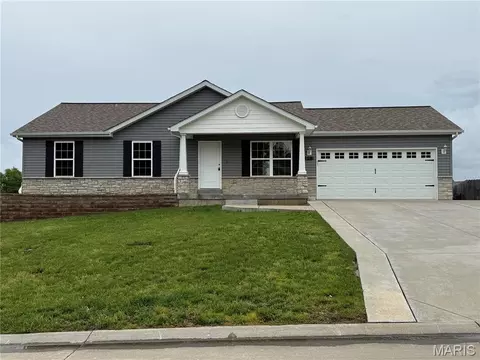 128 Linder Ln, Winfield, MO 63389