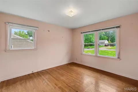 Bedroom - 228 Newton Pl, Ballwin, MO 63021 photo 1 of 3