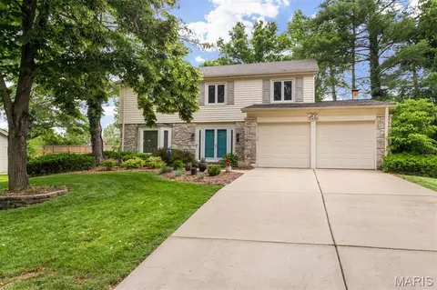 1478 Cherry Creek Ln, Manchester, MO 63021