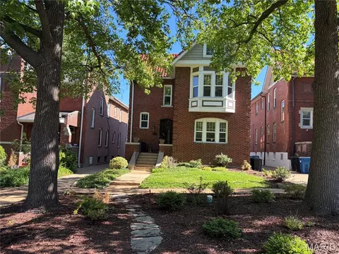 6619 San Bonita Ave, Clayton, MO 63105
