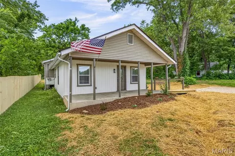 703 W Main St, Bismarck, MO 63624