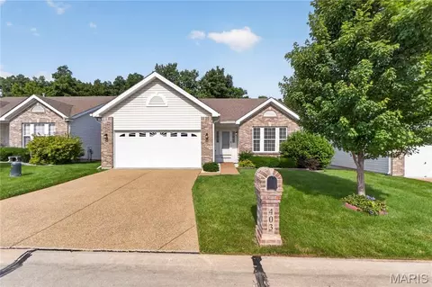 403 Newport Dr, Saint Peters, MO 63376