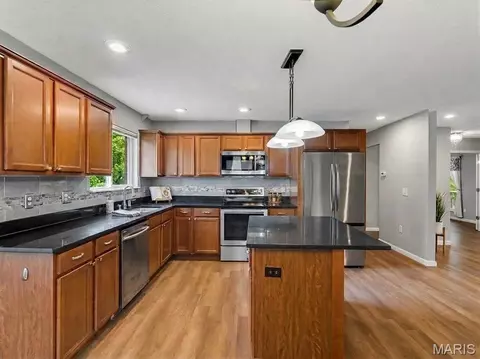 Kitchen - 43 E Nottingham Cir, Sullivan, MO 63080 photo 1 of 4