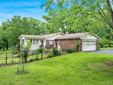 Exterior - 43 E Nottingham Cir, Sullivan, MO 63080 photo 7 of 24