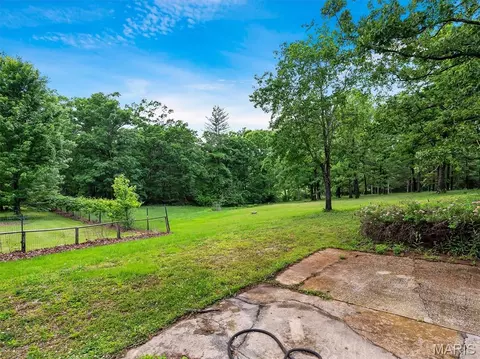 Exterior - 43 E Nottingham Cir, Sullivan, MO 63080 photo 8 of 24
