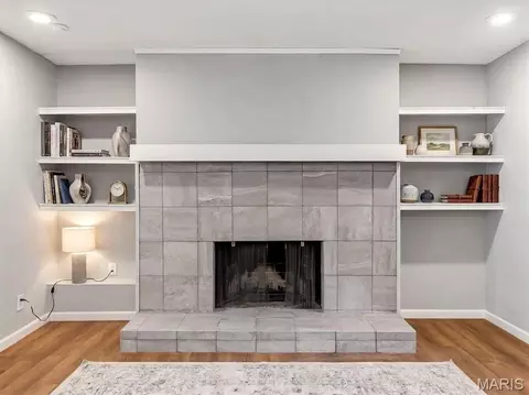 Living - 43 E Nottingham Cir, Sullivan, MO 63080 photo 3 of 8