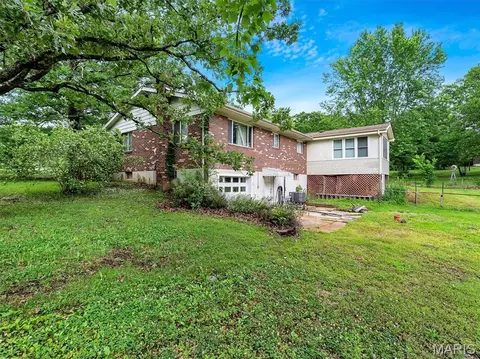 Exterior - 43 E Nottingham Cir, Sullivan, MO 63080 photo 6 of 24