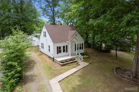 2769 Adeline St, Cape Girardeau, MO 63701