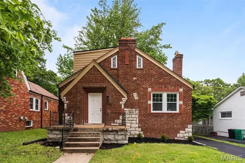 9007 Lawn Ave, Saint Louis, MO 63144
