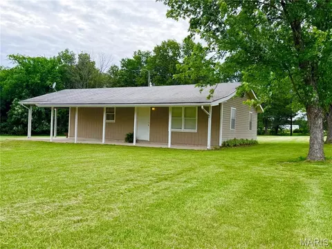 22731 Hayes Rd, Center, MO 63436