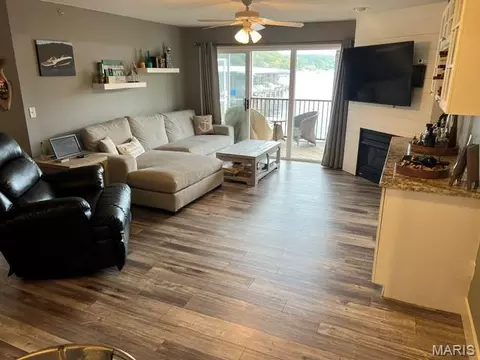 600 Clearwater Dr #1A, Camdenton, MO 65020