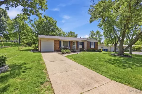 Exterior - 502 Wicklow Dr, Manchester, MO 63021 photo 1 of 7