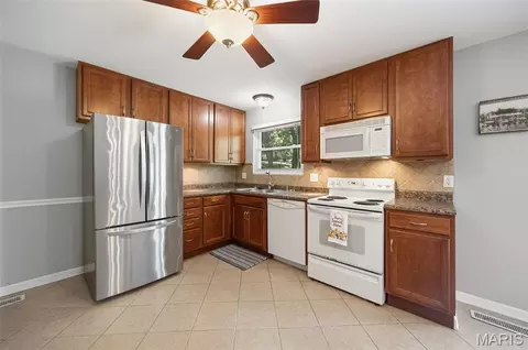Kitchen - 502 Wicklow Dr, Manchester, MO 63021 photo 1 of 1