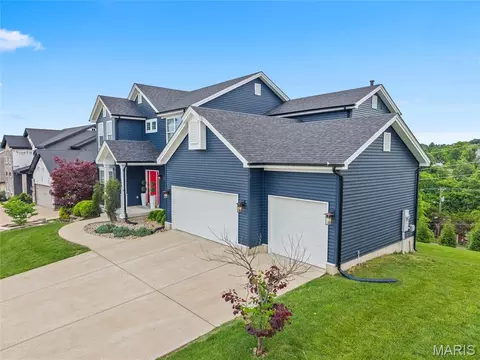 Exterior - 1040 Sable Ln, Arnold, MO 63010 photo 3 of 12