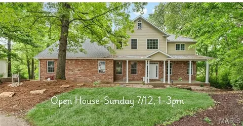 11 Kensington, Collinsville, IL 62234