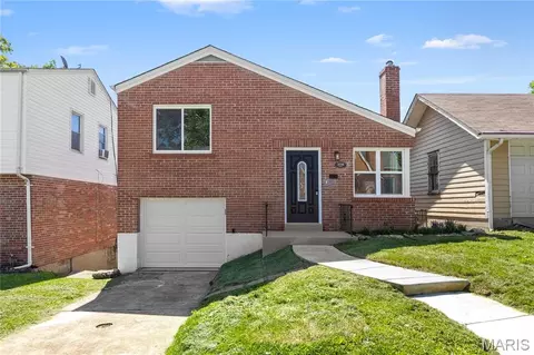 3708 Neona St, Northwoods, MO 63121