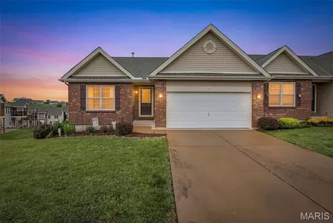 11 Dawson Ct, Festus, MO 63028