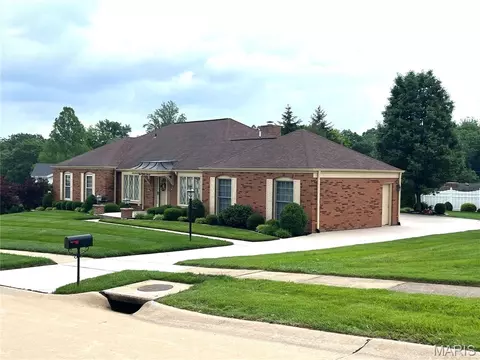 287 Glen Valley Dr, Chesterfield, MO 63017