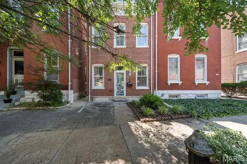 2835 Mcnair Ave, Saint Louis, MO 63118