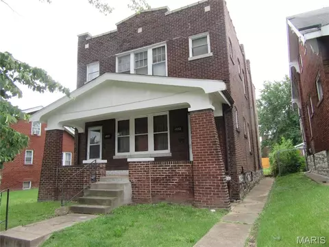 1032 Veronica Ave, Saint Louis, MO 63147