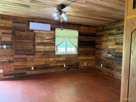 Other - 151 E Doc Lin Dr, Sparta, IL 62286 photo 2 of 15