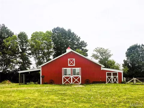 Exterior - 151 E Doc Lin Dr, Sparta, IL 62286 photo 1 of 2