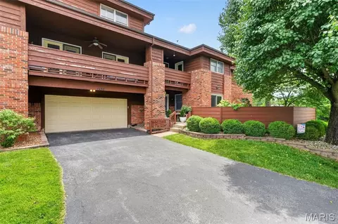 1137 Claytonbrook Ct, Ballwin, MO 63011