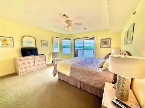 Bedroom - 222 Park Place Ln #2A, Kaiser, MO 65047 photo 2 of 6