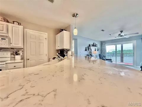 Kitchen - 222 Park Place Ln #2A, Kaiser, MO 65047 photo 3 of 7