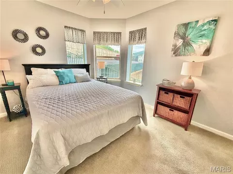 Bedroom - 222 Park Place Ln #2A, Kaiser, MO 65047 photo 4 of 7