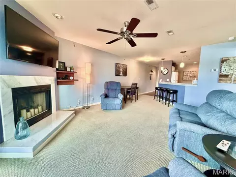 Living - 222 Park Place Ln #2A, Kaiser, MO 65047 photo 2 of 4