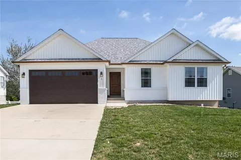5 Burning Bush Ct, Troy, MO 63379