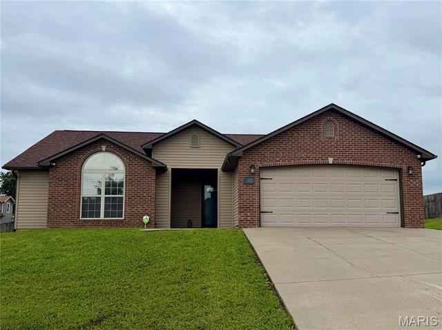 103 Maxwell St, Waynesville, MO 65583