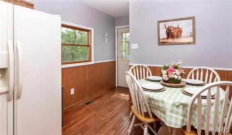 Dining - 5090 Ridgeview Dr, Arnold, MO 63010 photo 2 of 2
