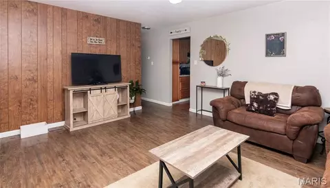 Living - 5090 Ridgeview Dr, Arnold, MO 63010 photo 2 of 2