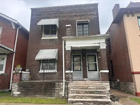 5064 Northland Ave, Saint Louis, MO 63113