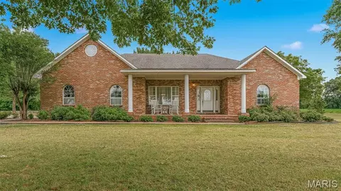 104 Peck Dr, Hornersville, MO 63855