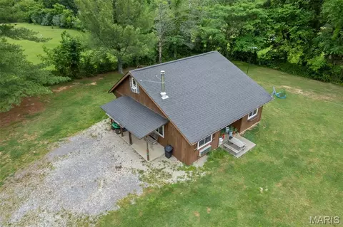283 Sandstone Dr, Jackson, MO 63755