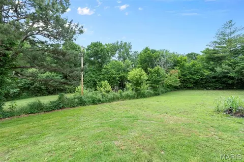 Exterior - 283 Sandstone Dr, Jackson, MO 63755 photo 11 of 12