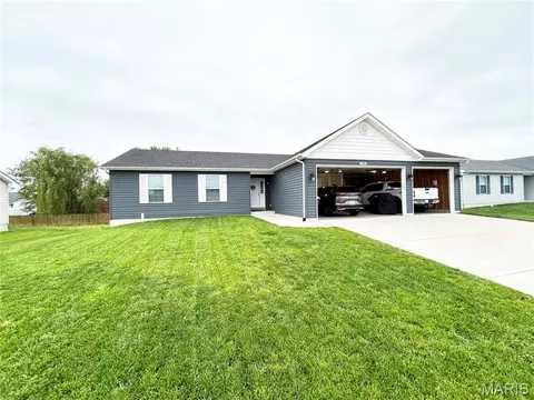 306 Harvest Dr, Wright City, MO 63390