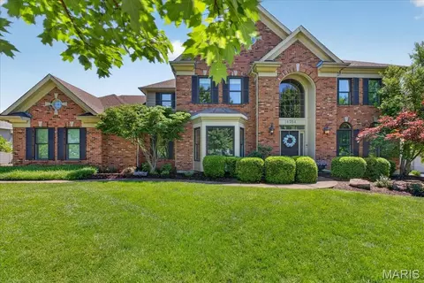 16354 Champion Dr, Chesterfield, MO 63005