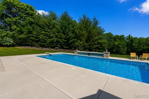 Exterior - 470 Quail Creek Dr, Jackson, MO 63755 photo 14 of 18