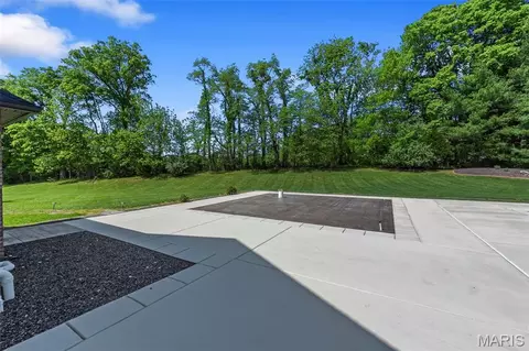 Exterior - 470 Quail Creek Dr, Jackson, MO 63755 photo 16 of 18
